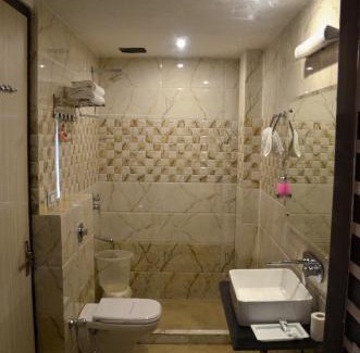 Sector 22 Hotel | Hotel Royal Park 22