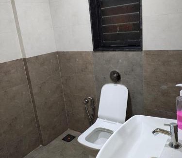 Bajarwadi Hotel | Hotel RRR