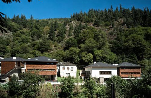 Cangas de Narcea Hotel | Hotel Rural Las Montañas de Pumar