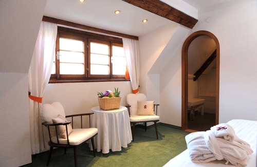 Poertschach am Woerthersee Hotel | Hotel Schloss Leonstain