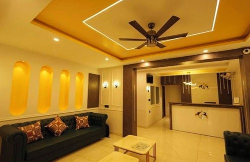 Zirakpur Hotel | HOTEL S C RESIDENCY