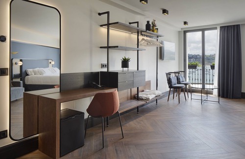 Old Town Hotel | Hotel SANSEbay