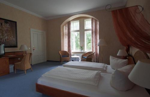 Derenburg Hotel | Hotel Schlossvilla Derenburg