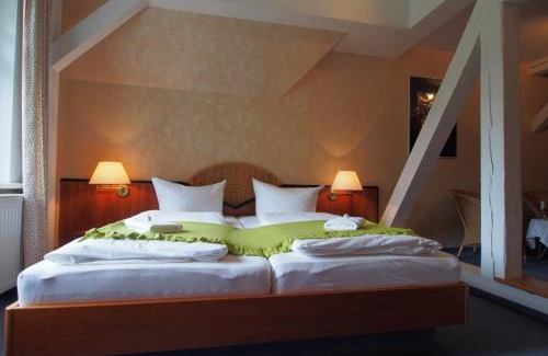 Derenburg Hotel | Hotel Schlossvilla Derenburg