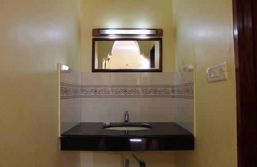 Kovalam Hotel | Hotel Sea View Palace - The Beach Hotel, Kovalam
