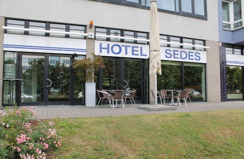 Heinersdorf Hotel | Hotel Sedes