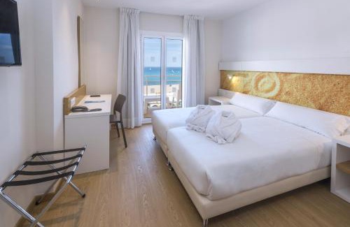 Malgrat de Mar Hotel | Hotel Sorra Daurada Splash
