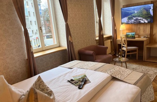 Merzig Hotel | Hotel Stadtvilla Laux