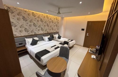 Kharadi Hotel | Hotel Sunrise Deluxe