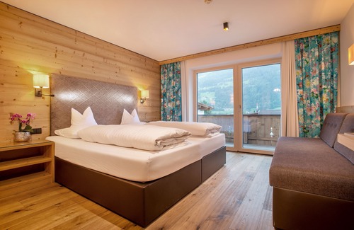 Stumm Hotel | Hotel Tipotsch