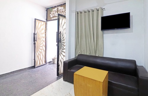 Chhatarpur Hotel | Hotel Trendy residency