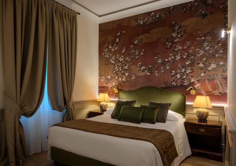 Historic Centre Hotel | Hotel Victoria & Iside Spa