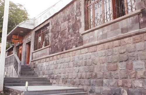Goris Bed & Breakfast | Hotel VIVAS