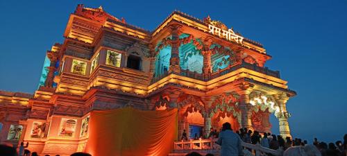 Vrindavan Hotel | Hotel Vrinda Niddhivan ! Fully AC, Prem mandir at walking distance ! just near the Iskcon temple - 3