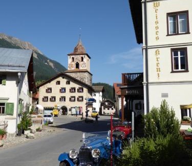 Berguen Hotel | Hotel Weisses Kreuz Bergün