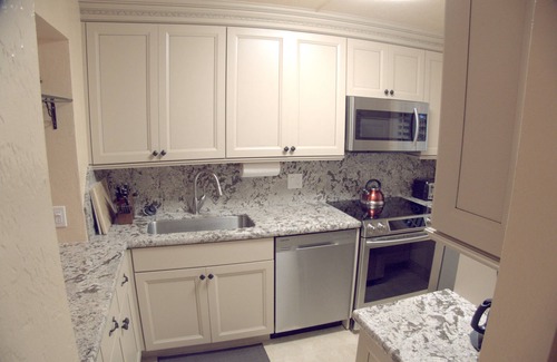 Kihei Condo | Hotel-zoned Oceanfront Comfort on a Budget 2bed 2ba condo - NEW LISTING!