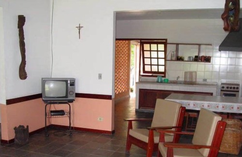 Praia da Enseada House | House 1 - Gated community foot in the sand