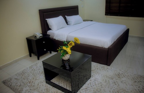 Mushin Hotel | House 2 Guest House