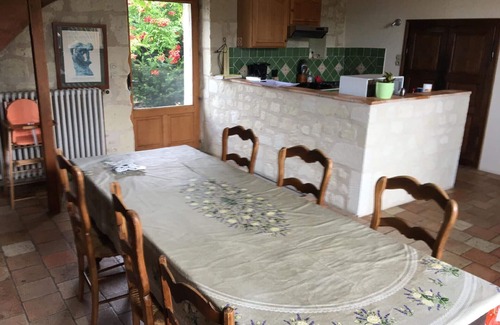 Beaumont-en-Veron House | HOUSE 3 BEDROOMS 3 BATHROOMS