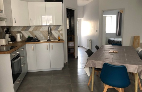 Montbard House | House 7 people - 3 bedrooms - MONTBARD center - "Chez Delphine et Guillaume" ("Delphine and Guillaume")