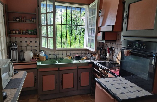 Jouy-sous-Thelle House | House and swimming- pool in the country