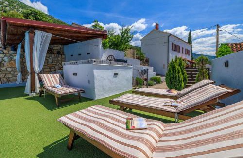 Tribalj House | House Bozica with sauna and pool
