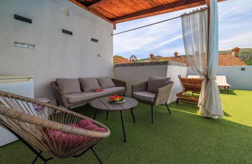 Tribalj House | House Bozica with sauna and pool