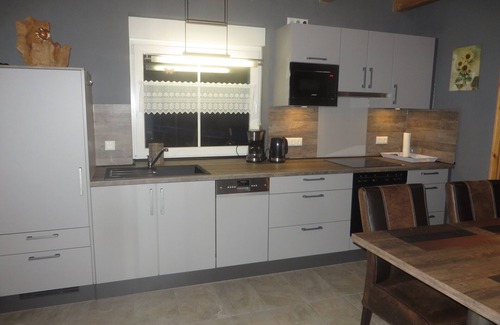 Timmel House | House by the lake, swimming, fishing, boat, sauna, pet, WLAN.