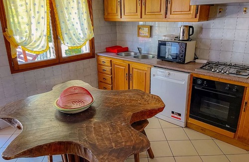 Santa Luzia House | House for 12 persons in Amares Portugal