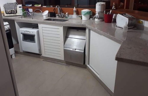 Ilhabela House | House IlhaBela (Siriúba 1 - Cond. Closed) with Sea View and near the beach