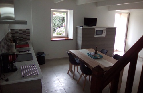 Cast House | House in the countryside 10 minutes from beautiful sandy beaches, ideal for visits