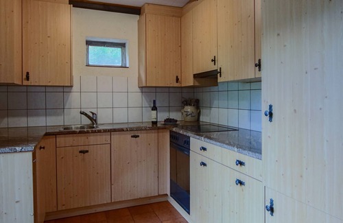 Wassen Ski Chalet | House in the middle of the Swiss Alps