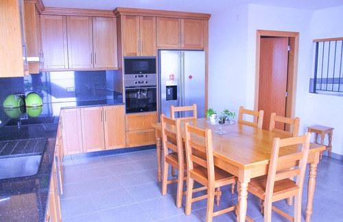 Paul do Mar Apartment | House Massapez | Ocean View | BBQ | Terrace | Free WIFI | Family Retreat