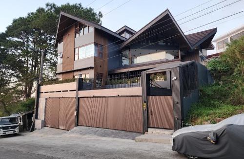 Tuba House | House of Joe - Pinewoods