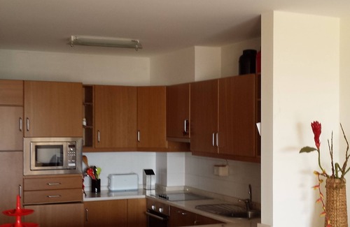 Vila Baleira House | House of modern and cozy holiday situated on the beachfront, near the center
