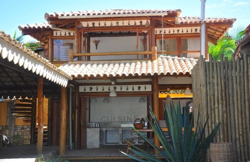 Barra Grande House | House on the edge of Old Taipus beach