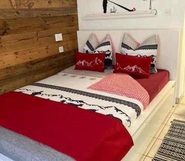 Zermatt Apartment | House St-George Studio Alpine with terrace and view on village