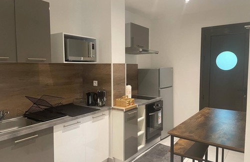 Villeneuve-le-Roi House | House Villa 15min Orly 20min Paris with swimming pool, SPA, sauna and fitness room