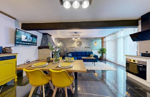 Lissac-sur-Couze House | House with Spa and Private Sauna