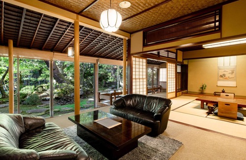 Awazumachi House | Houshi