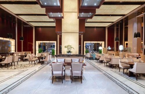 Chenggong Hotel | Howard Johnson Tropical Garden Plaza Kunming