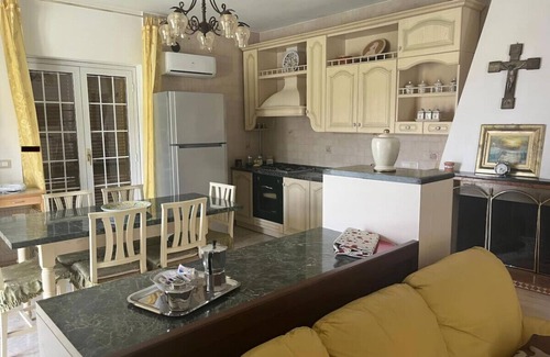 Soverato House | Hssoverato - Camera Matrimoniale con Bagno Privato Interno