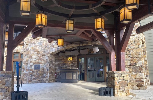 Aspen Resort | Huge 3-bedroom resort at Ritz Carlton aspen highlands, spa/gym/ski in ski out!