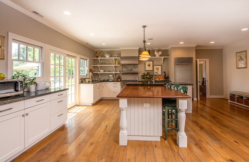 Country Club House | Huge Garden Estate in Marin-Sleeps up to16