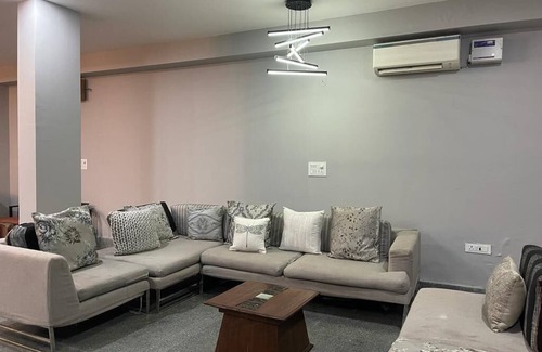 Gurugram Villa | Huge hall for gatherings/parties/get togethers