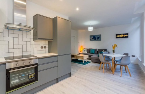 Hull Old Town Apartment | Hull Central Comfort