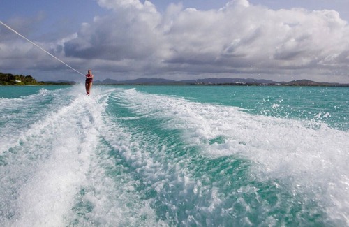 Long Island Villa | Hummingbird - Beach Front - 3 Bedrooms