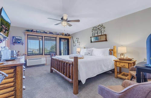 Stanardsville Hotel | Hundred Acre Woods Rm. 201