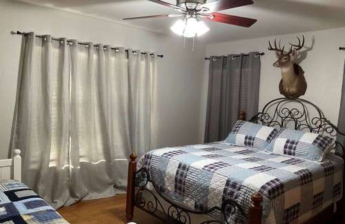 New Braunfels Other | HunterLodge near Gruene