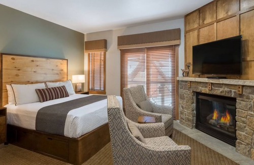 Peak 9 Resort | HYATT Main Street Station 3 Bed/3 Bath Sleeps 10! 2 Bedroom PLUS Studio